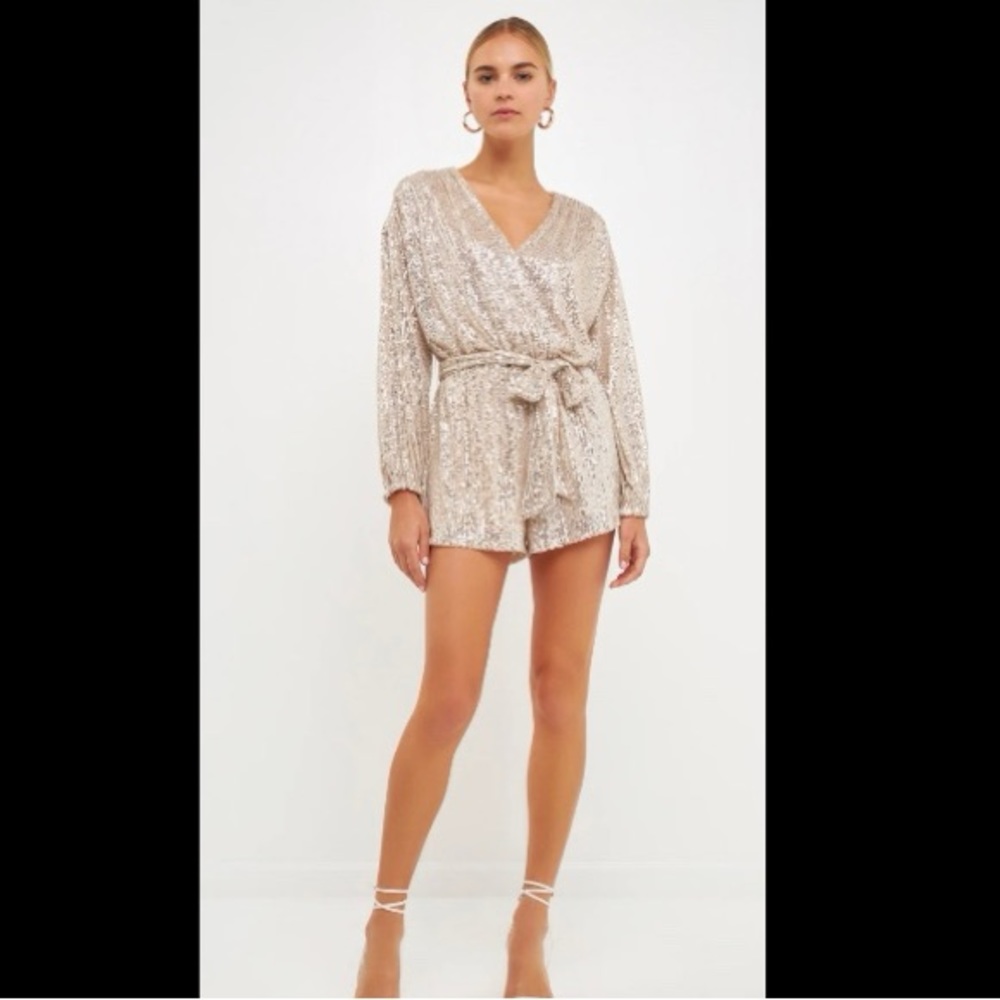 NWOT: Sequin belted romper